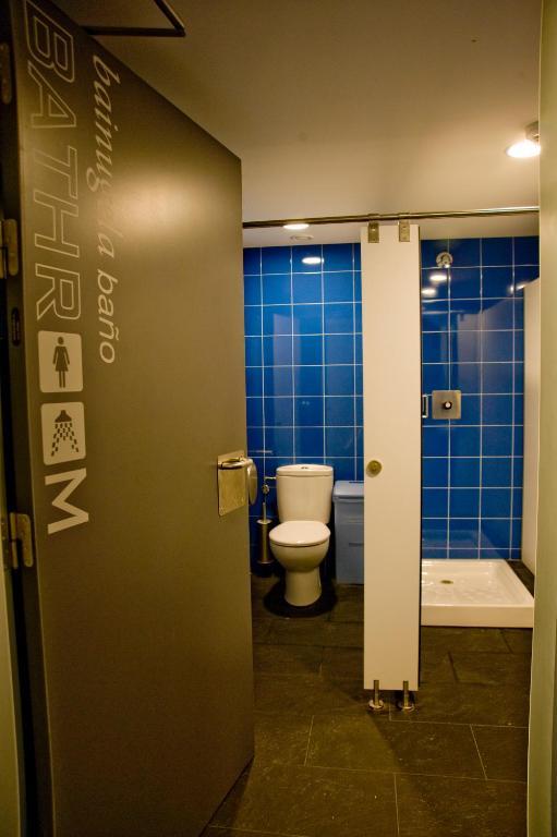 Bbk Bilbao Good Hostel Екстериор снимка