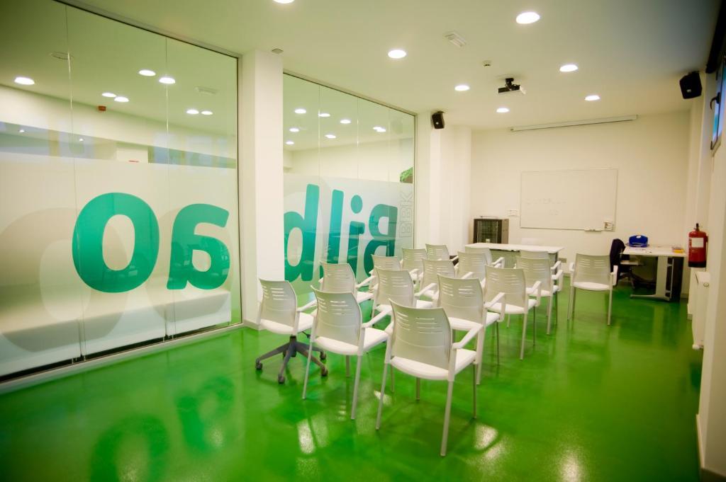 Bbk Bilbao Good Hostel Екстериор снимка